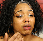 Shanaynay Gets a Facial